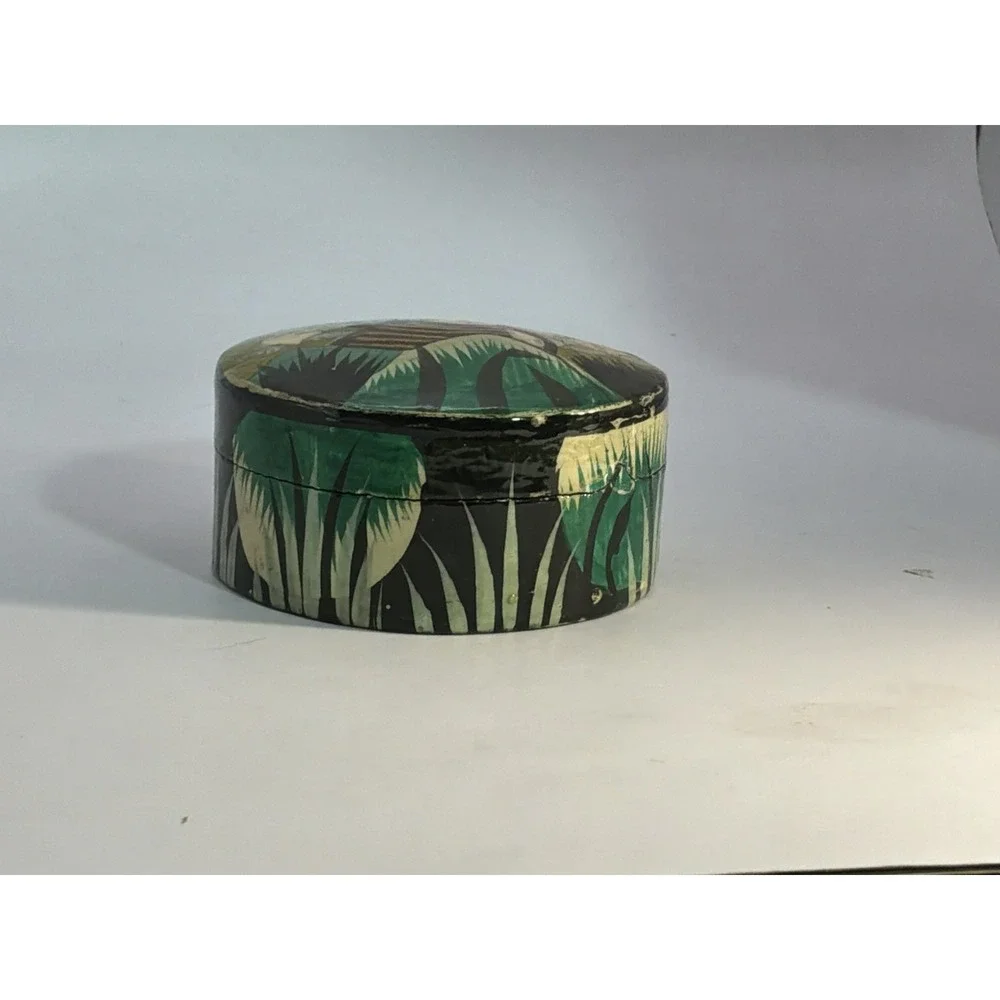 Vintage Kashmiri Paper Mache Trinket Box From‎ India Lacquered Finish Cat Design